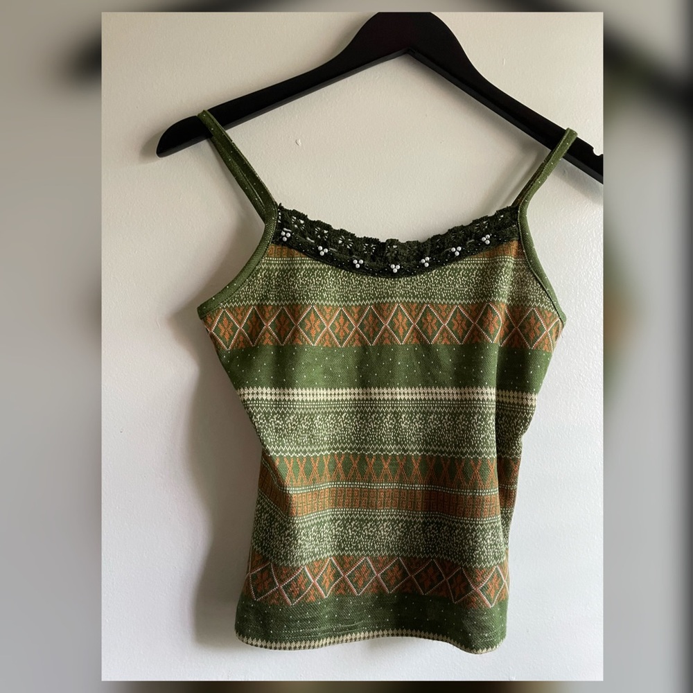 Soft Geometric Pattern Tank - Picture 4 of 7